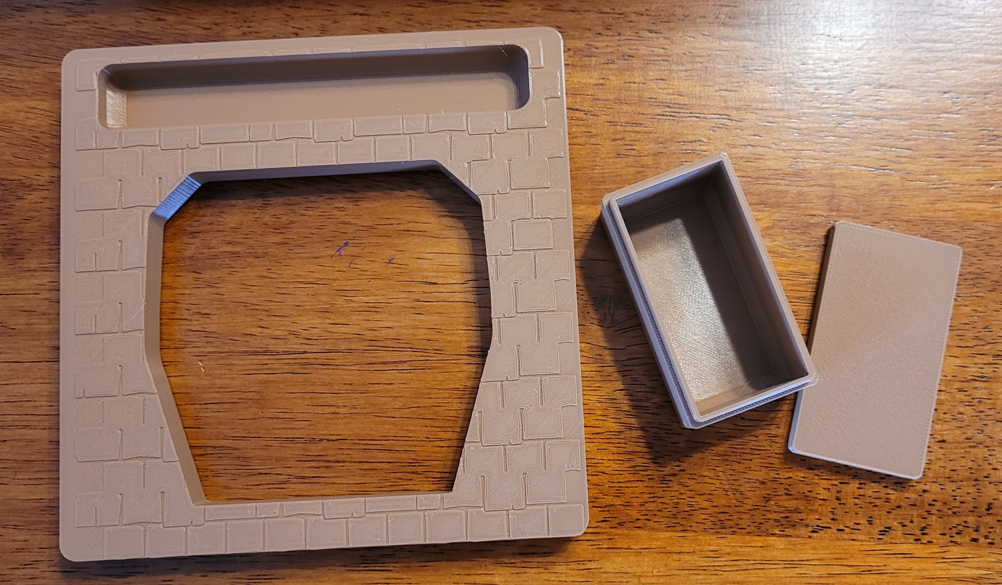 Organiser for Tiny Towns and Expansion Fortune.