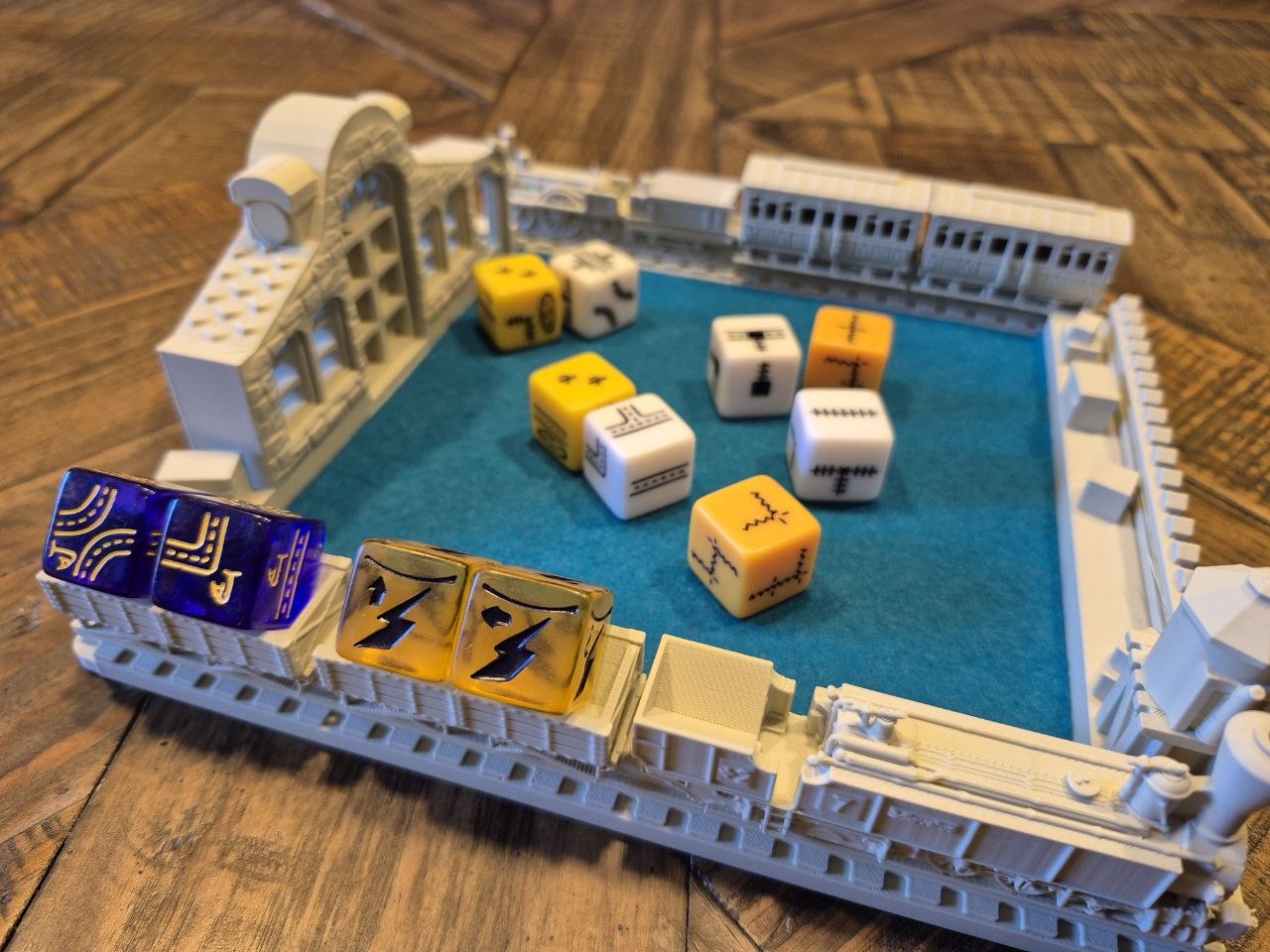 Train Dice Tray - Suitable for Railroad Ink